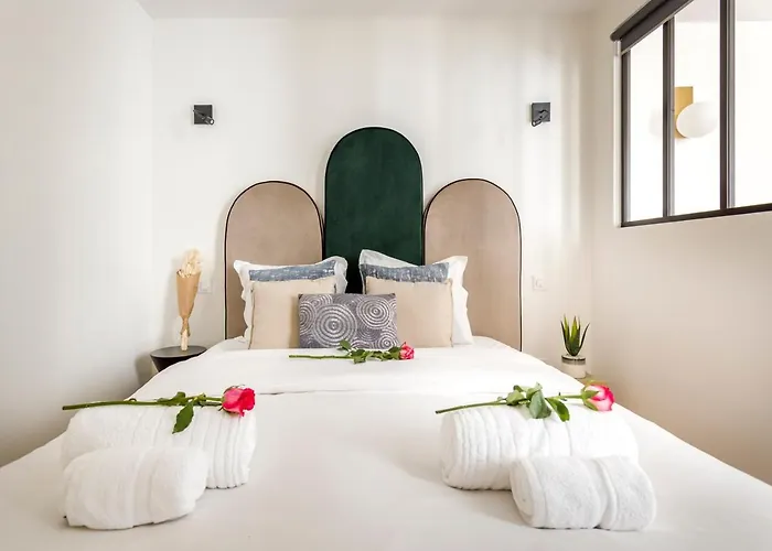 Apartment Elegance & Design Center Paris