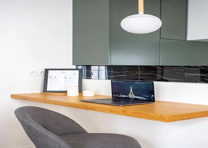Elegance & Design Center Paris